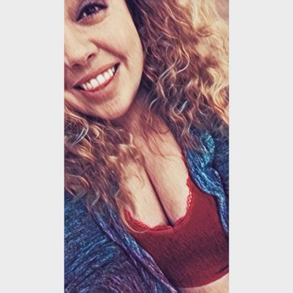 Meet your Posher, Karissa